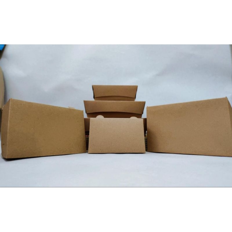 

Dus lunchbox coklat