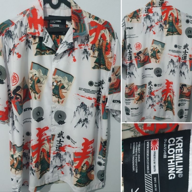 Kemeja Pria Kremlin Clothing Putih