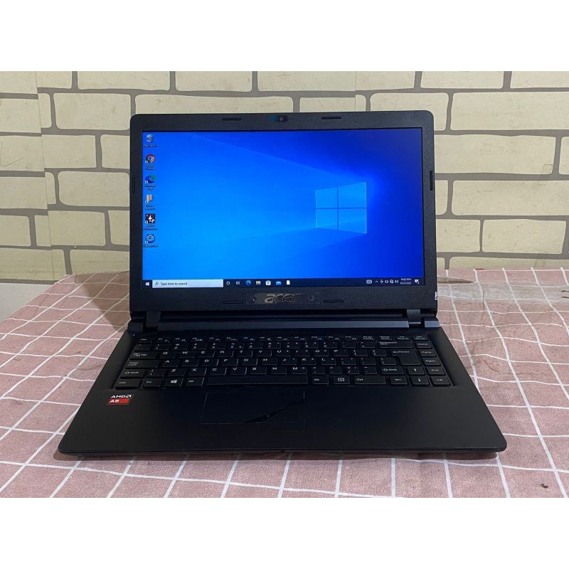 Acer z3-451 Amd A8-7410 Ram 8gb Hdd 500gb