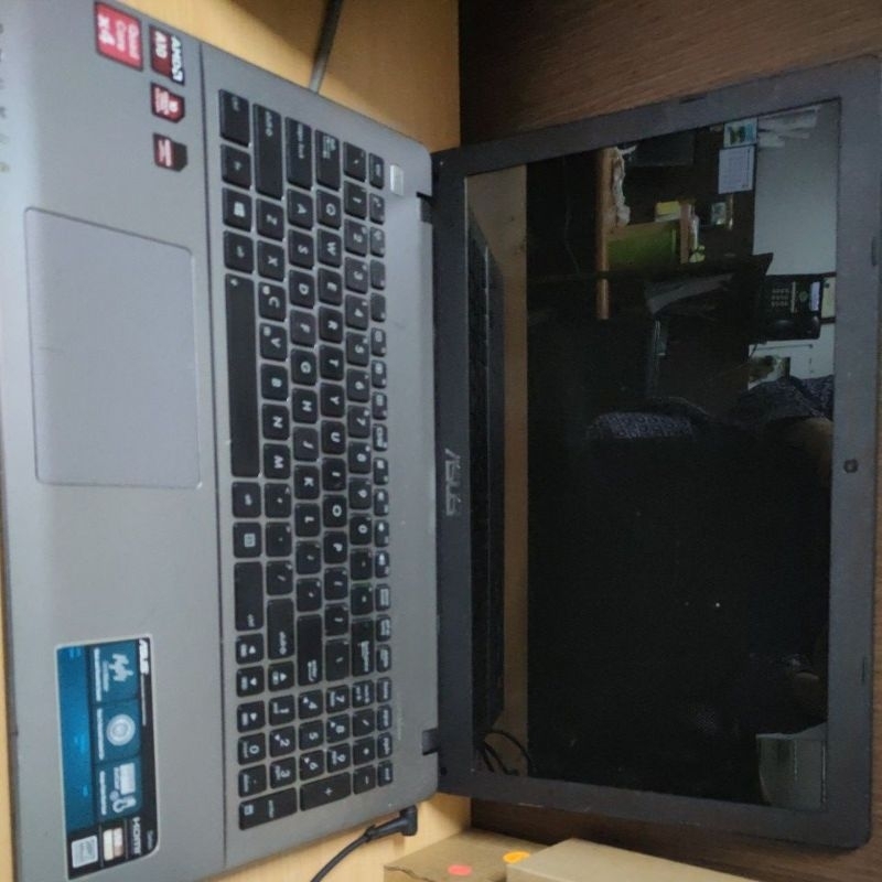 Laptop ASUS Sonic master