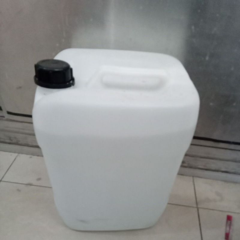 PURE WATER AQUADEST 20L/ DISTILLED WATER/ AQUADEST/ 20L/ TERMASUK JIRIGEN 20L