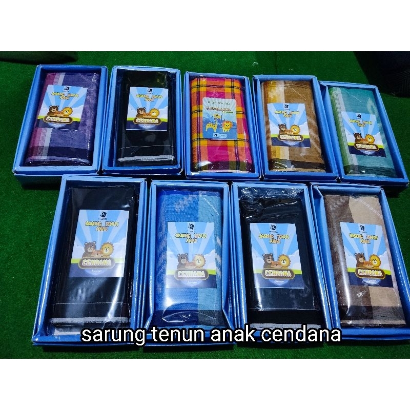 sarung tenun anak cendana