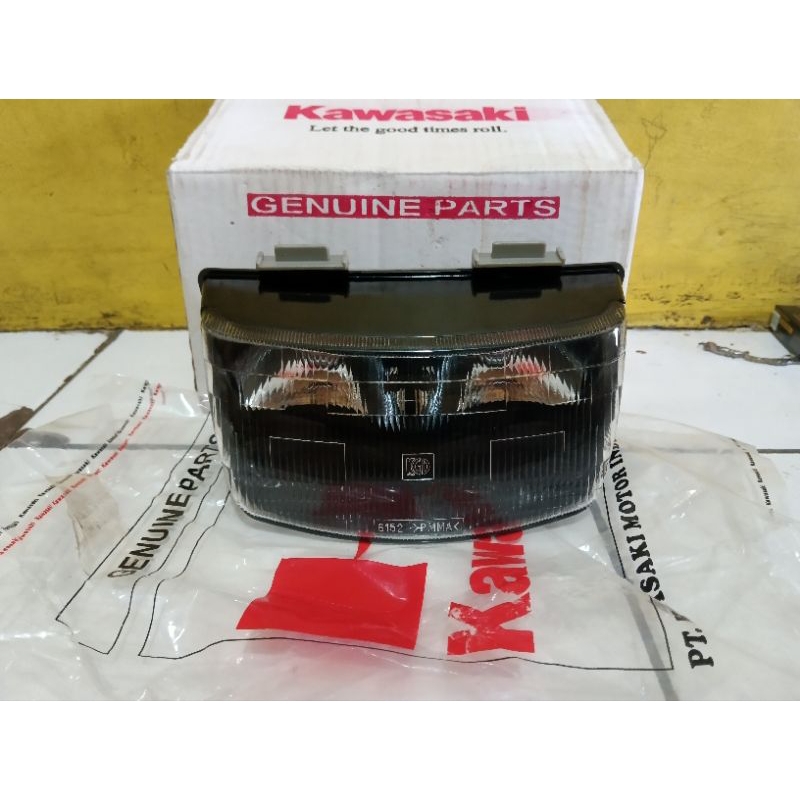 lampu depan kawasaki kaze, headlamp kaze R, lampu kaze R Original, hitam