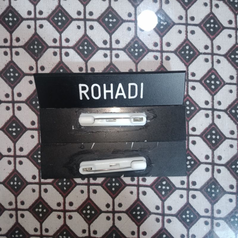 

Name tag papan nama dada berkualitas bahan doff berkualitas