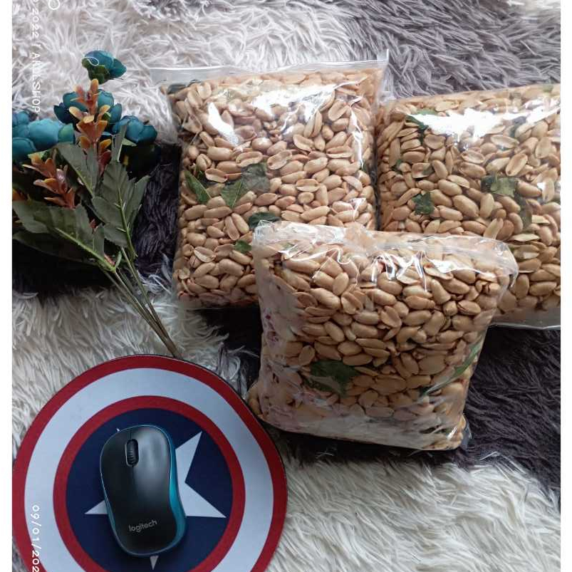 

Kacang goreng 1kg rasa daun jeruk