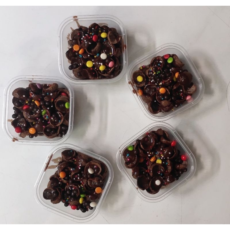 

Choco Crunchy Ball Pelangi