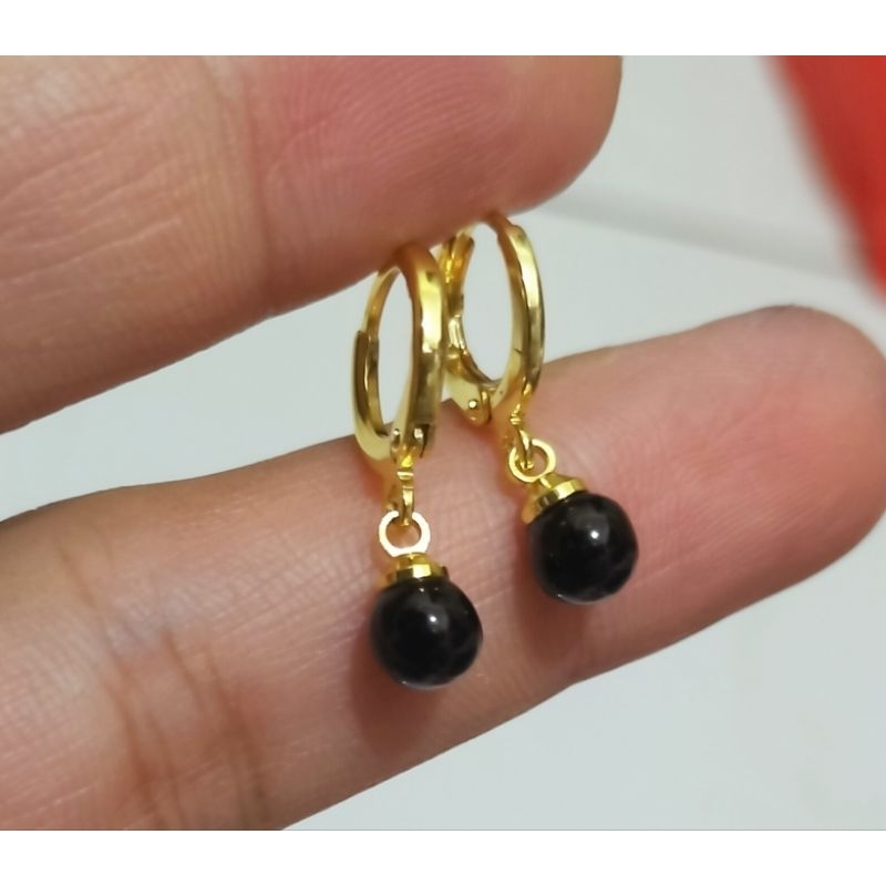 anting jepit bandul hitam xuping