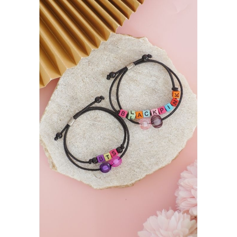 Gelang Tali Elastis Hiasan Huruf free Custom Nama Kpop Couple Bracelet