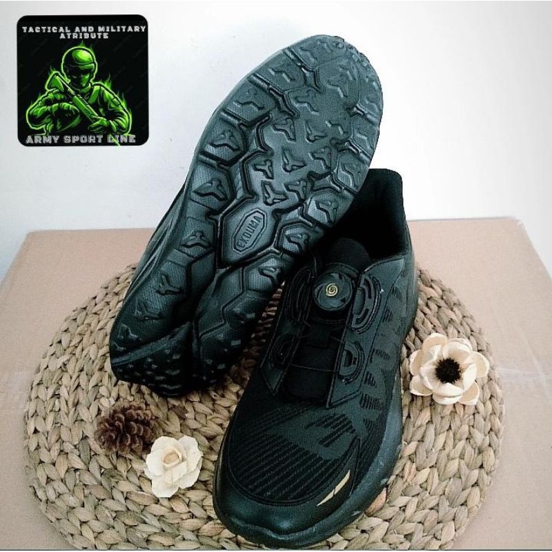 Terbaru sepatu olahraga Exduma series Sparco hitam tali putar