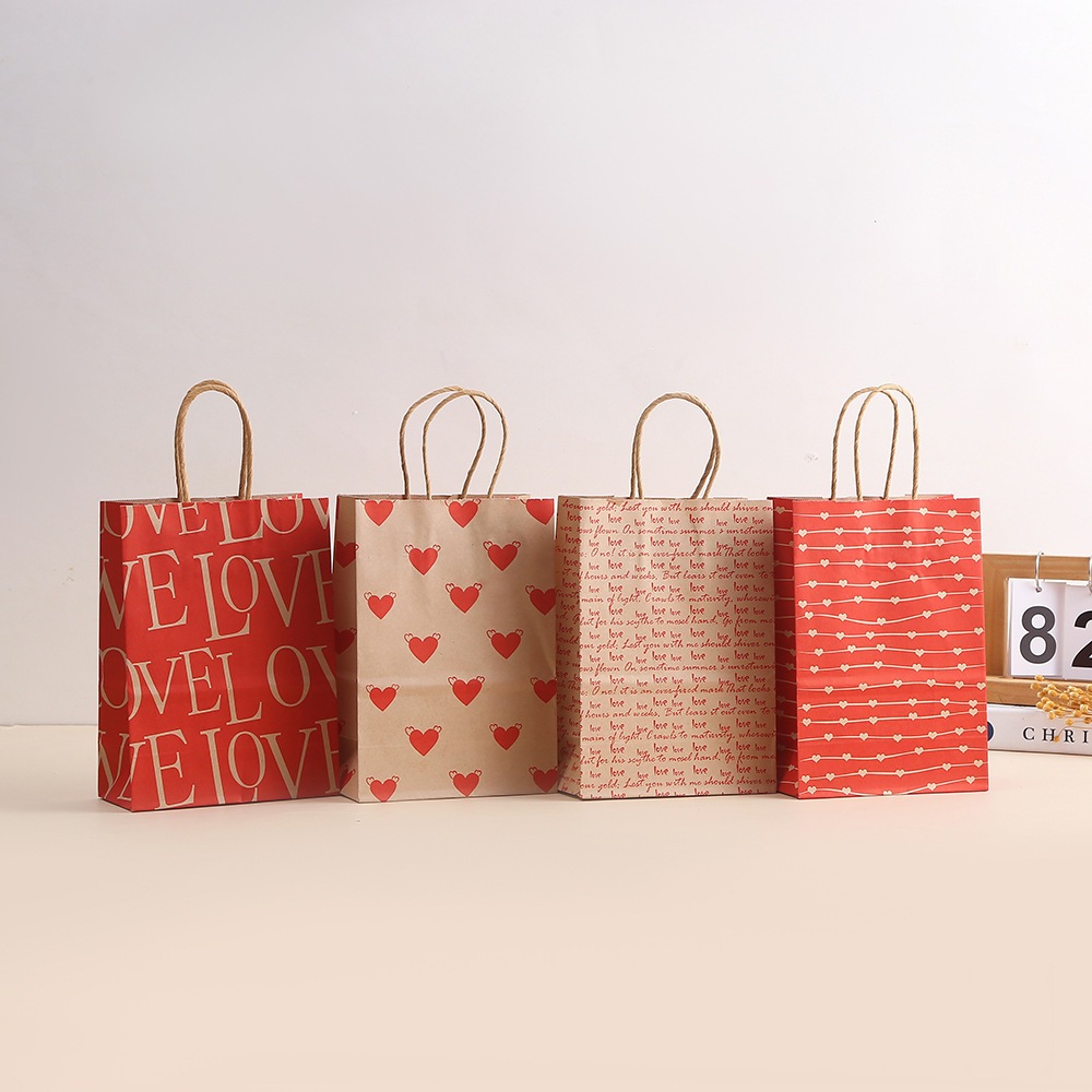 

Paperbag VALENTINE Love goodie bag Cute /hampers paper bag tempat snack hadiah assesories 15x8x21cm