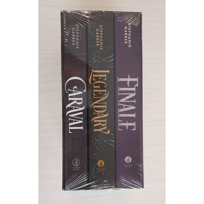 [Ready] The Caraval Series Boxset paperback ori by Stephanie Garber