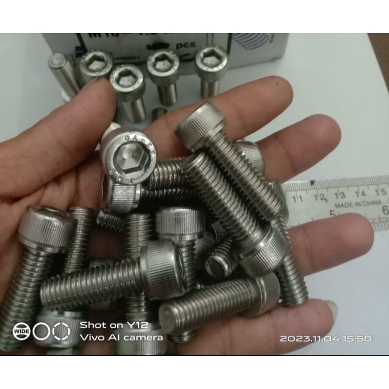 BAUT L M6x25 STAINLESS M6x25 sus 304 (6x2,5cm)