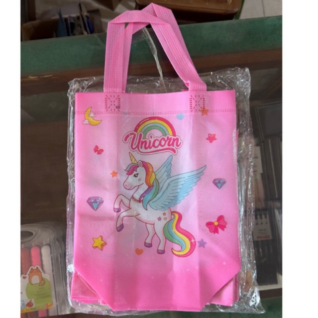 

( 1 pcs ) Tas Souvenir Ulang Tahun Ultah Kado Anak Goodiebag Motif Kartun Premium