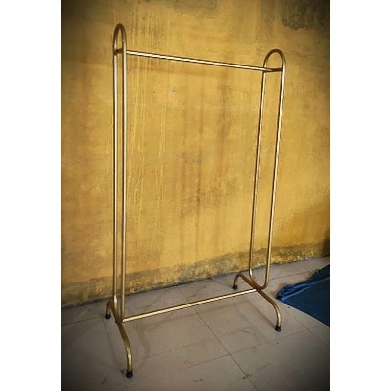 Gantungan baju gold / Gawangan baju gold / pajangan baju gold / Gawangan mewah / display baju
