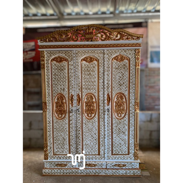 Kamar Set Model Rahwanan / Dipan Tempat Tidur Rahwana Jati / Lemari Rahwana Pintu 3 Finishing Duco P