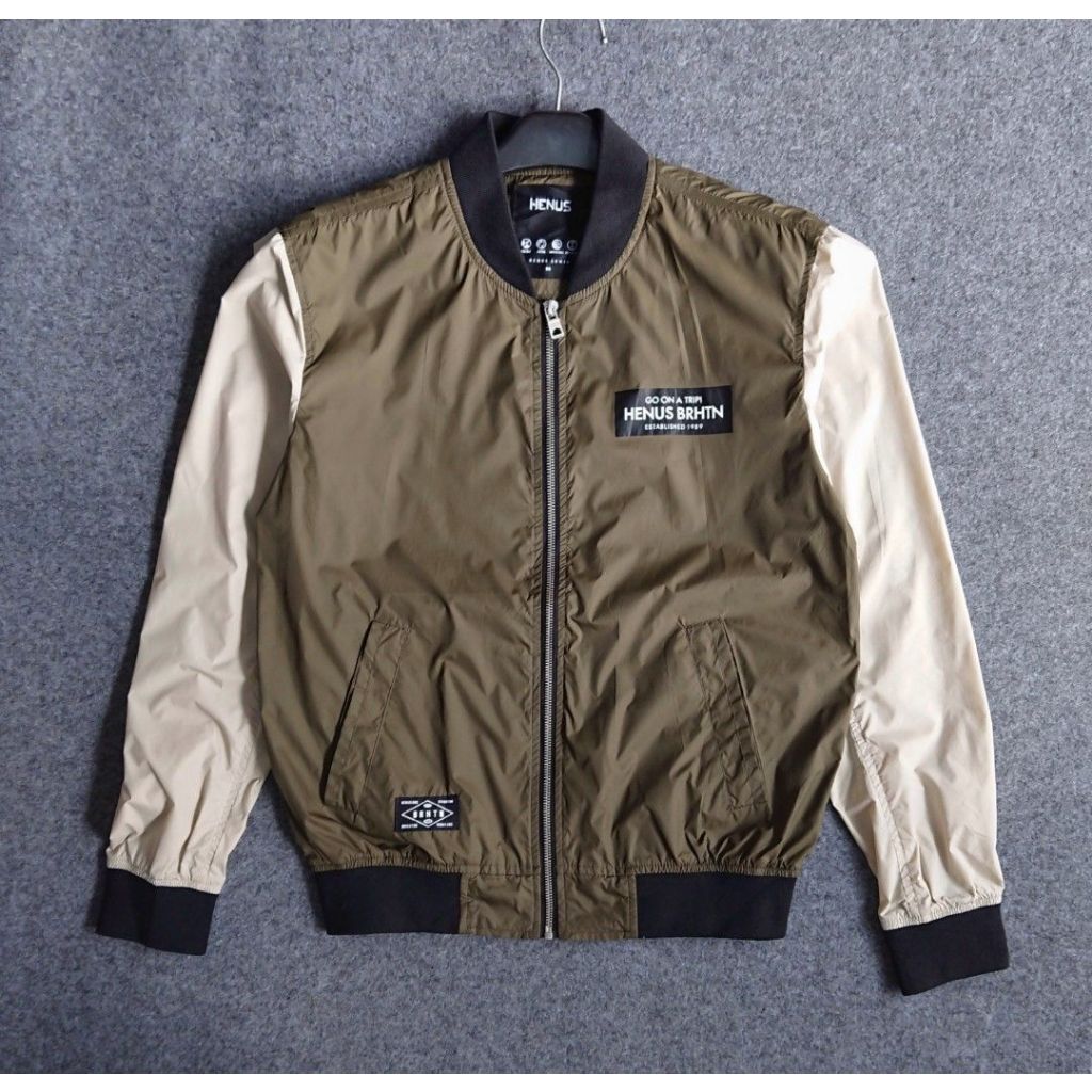 Preloved Jaket Bomber Hijau Army Henus Edwin murah bagus