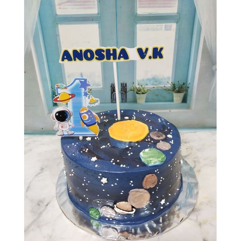 

pesanan cake astronot 18