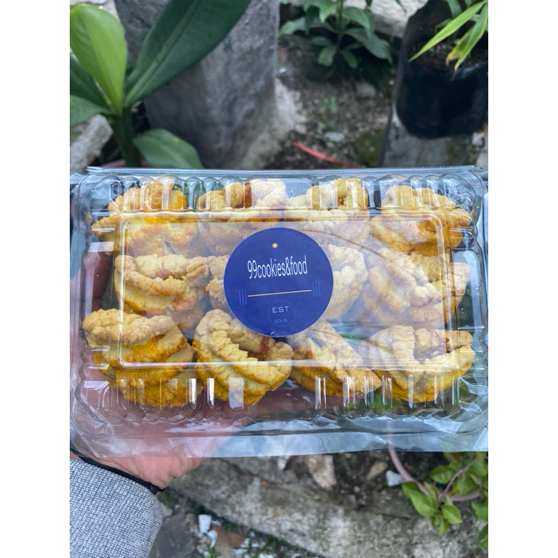 

KUE KERING NASTAR GULUNG ISI 12