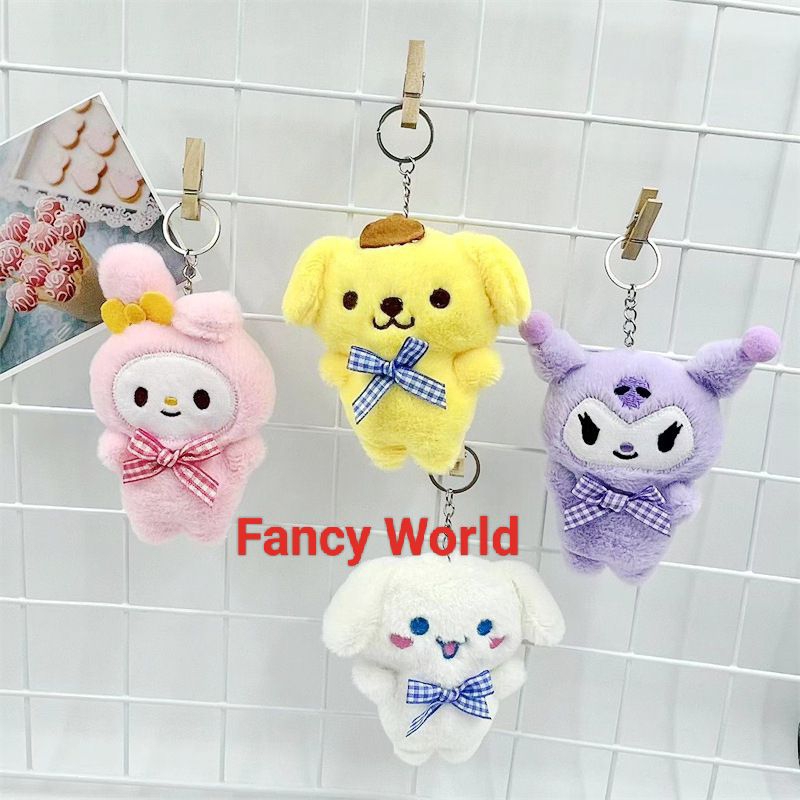 Gantungan kunci boneka karakter full body.