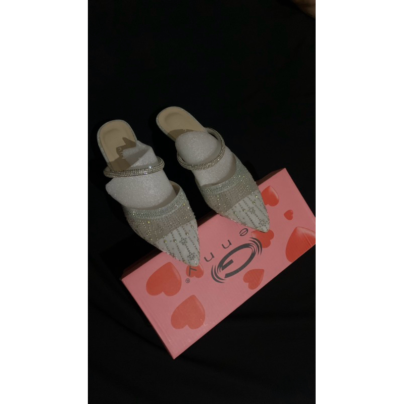 sepatu genny wanita