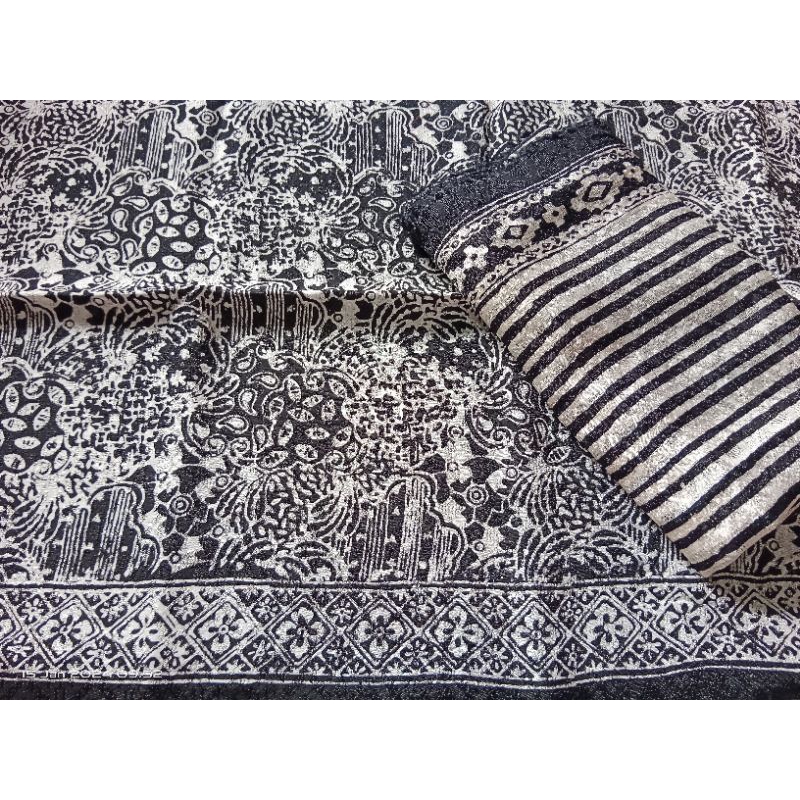 KOL Kain Batik Viscose Semi Sutra Hitam Putih Batik
