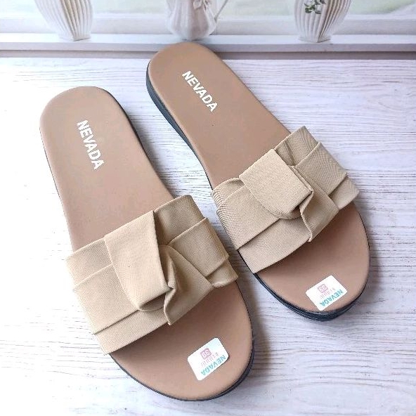 Sandal Slop Wanita Nevada | Sendal Cewek Slip On Branded Matahari [ Nevada Salwa]