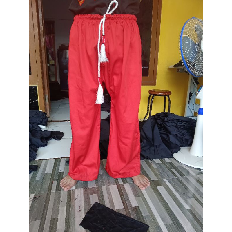 CELANA SILAT MERAH|CELANA GASMI| CELANA KOMBORAN| CELANA BELA DIRI|CELANA KOMPRANG BELA DIRI