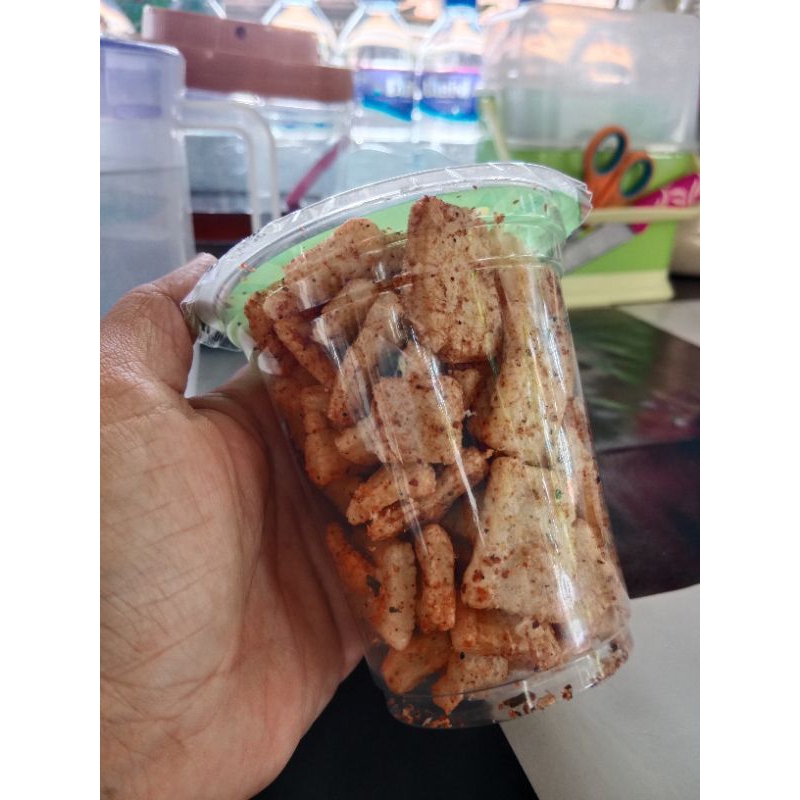 

Kerupuk rambak pedas