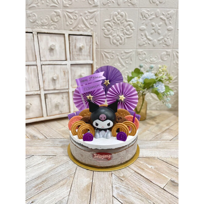 

Ice Cream Cake Decoration Kuromi
