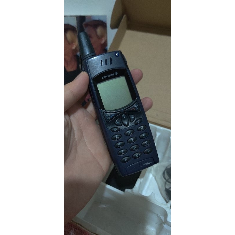 Ericsson R380 lengkap
