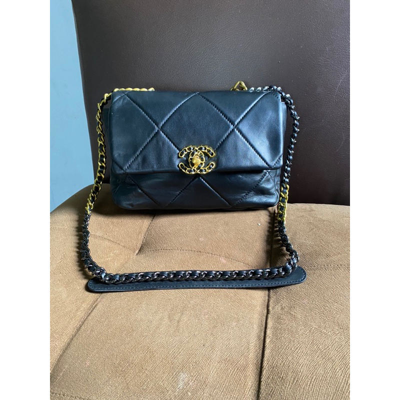 pl Chanel C19