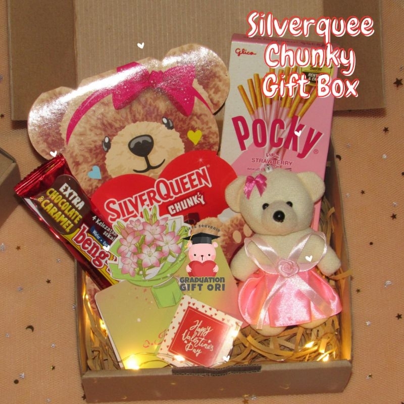 

Hampers Coklat Valentine/ Hamper Coklat Silverqueen/Hadiah Hari Kasih Sayang