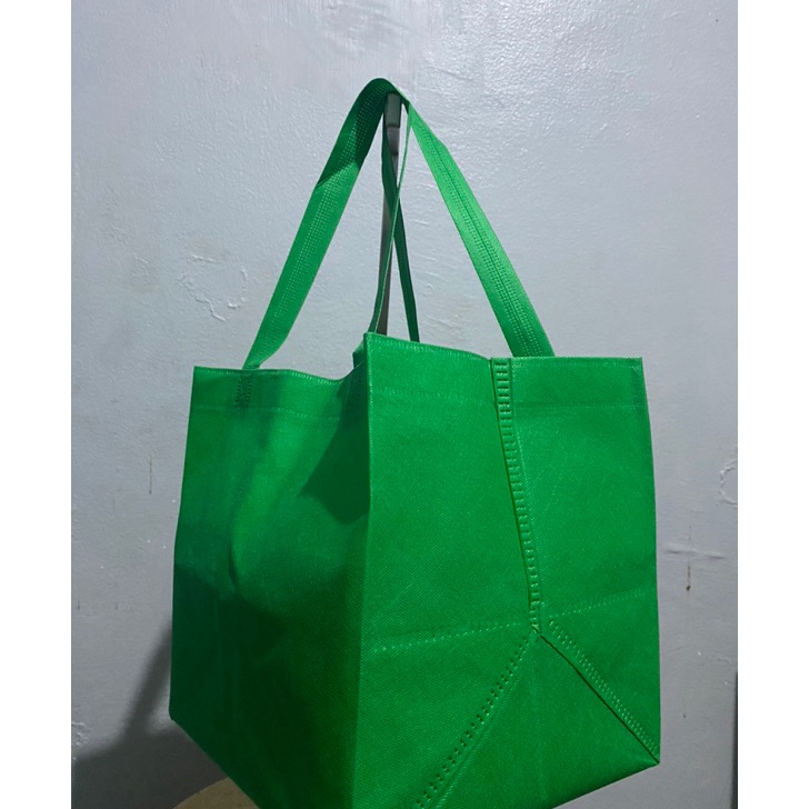 

Beli 3 Gratis 1 Hematnya Bikin Senang 1 PACK 6 PCS GOODIE BAG TAS HAJATAN 22x22 CM TINGGI 25 CM TAS NASI BOX TAS SPUNBOND TAS WALIMAHAN TAS BELANJA TAS HAJATAN SERUT