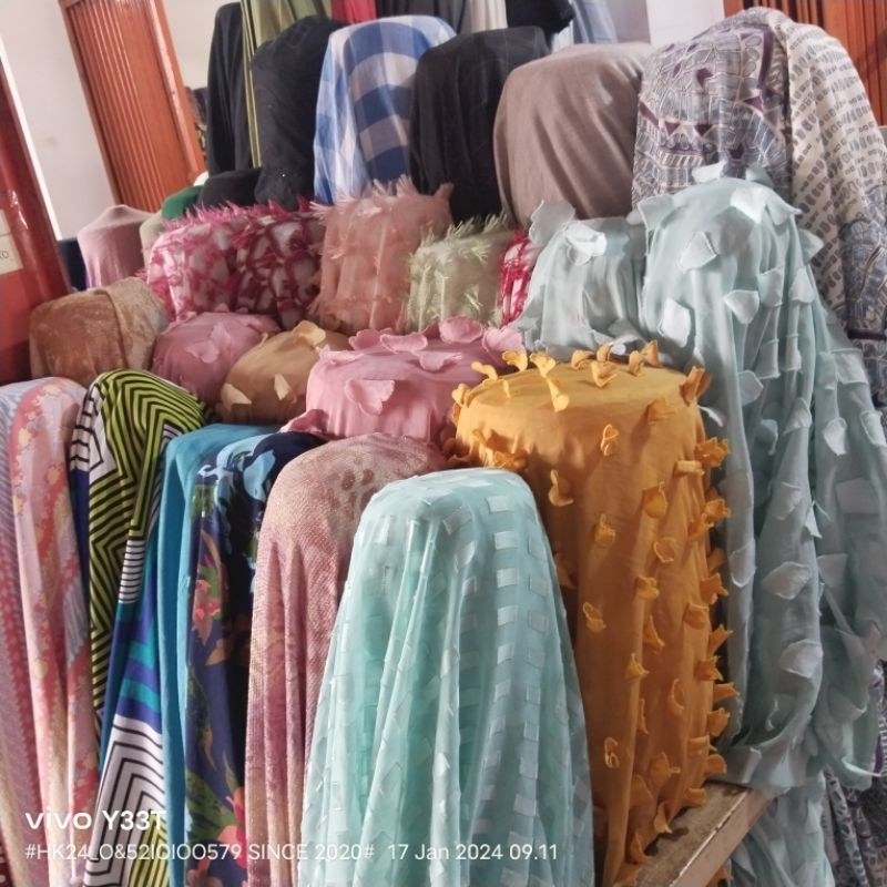 HARGA/0,5 M | BAHAN ORGANZA MOTIF MEWAH / ORGANZA MOTIF BUNGA TIMBUL  ORGANZA MOTIF 3D KAIN CARDIGAN