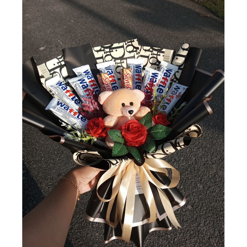 

buket coklat silverqueen+ Wafle