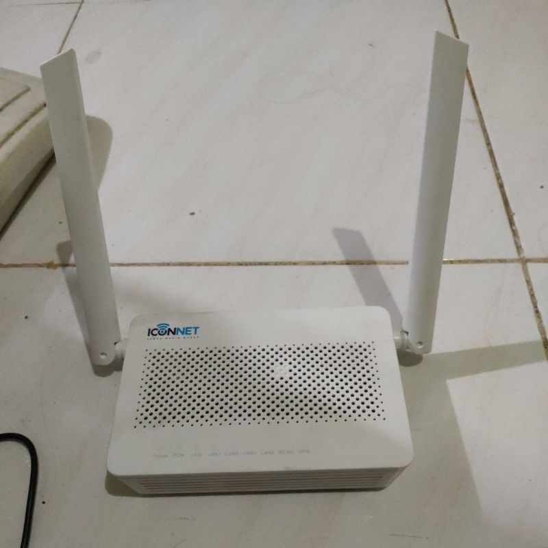 Modem router Huawei EG8041V5 unit + adaptor