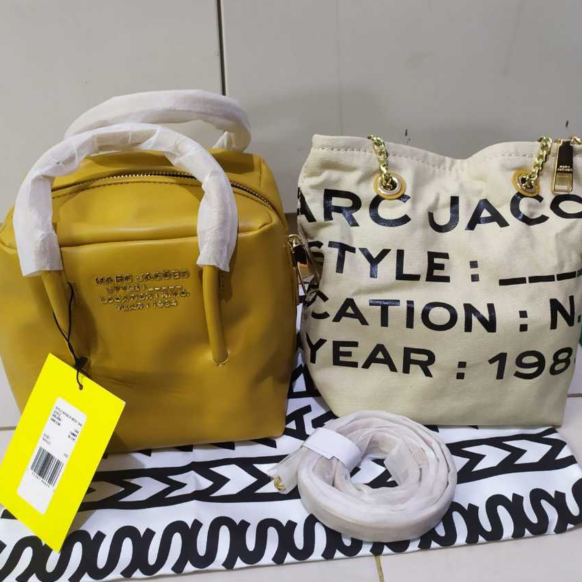 Tas MJ The Duet Mini Satchel Bag Tawny Olive Kuning Double Bag Dapat 2 Tas Ukuran : P18xt17xl15cm Ku