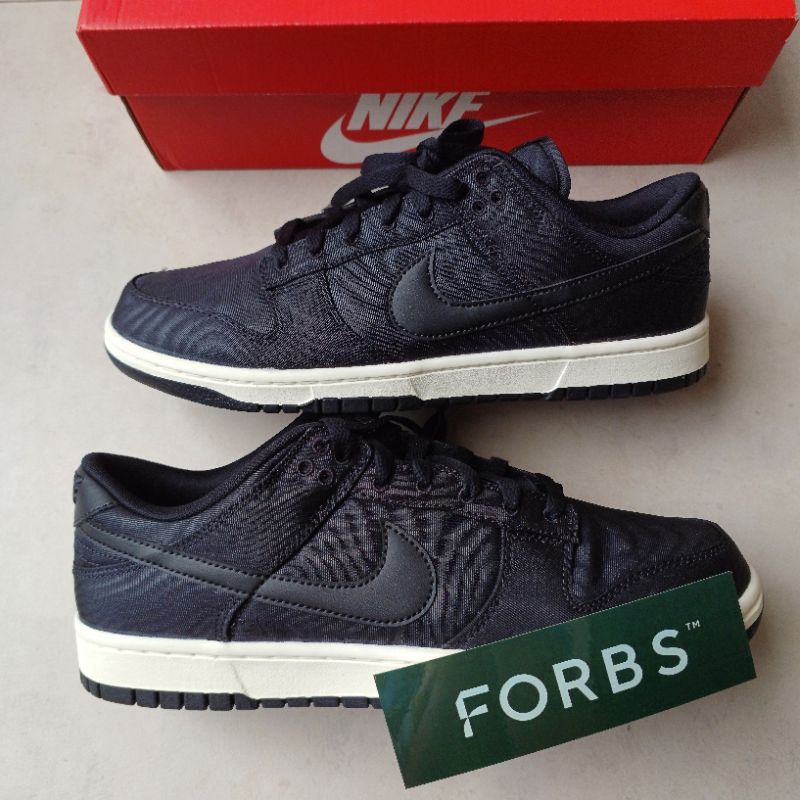 Nike Dunk Low Black Canvas