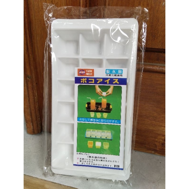 cetakan es batu kotak