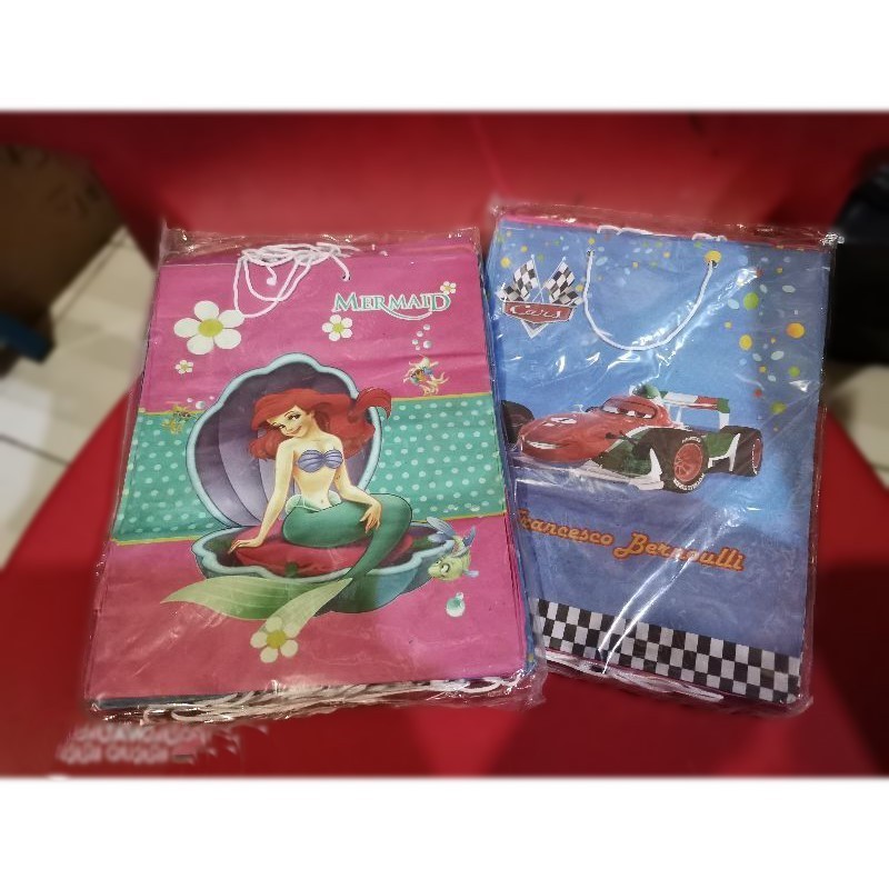 

ISI 10PC TAS PAPER BAG MOTIF KARTUN ULANG TAHUN BIRTHDAY KECIL 17x22CM