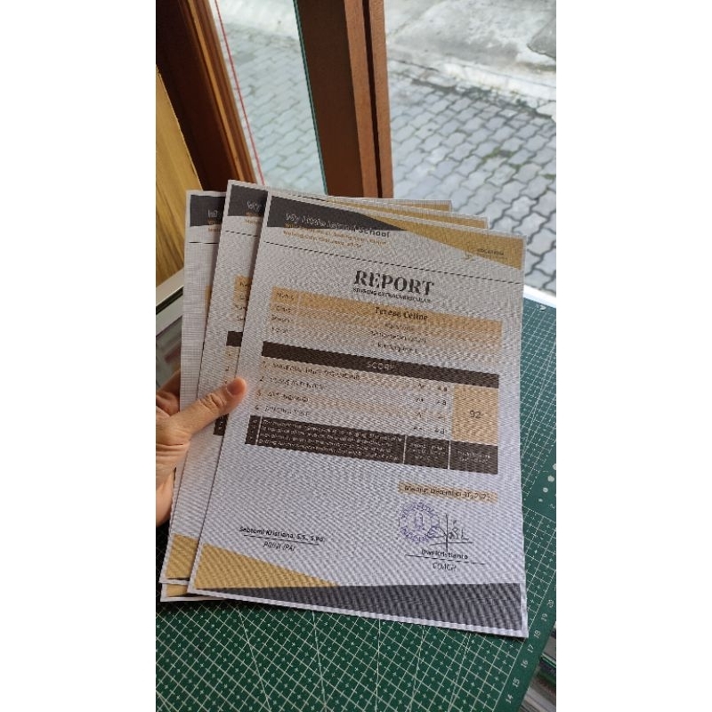 

Jasa Cetak Kertas Glossy 135gsm/185gsm/200gsm/230gsm