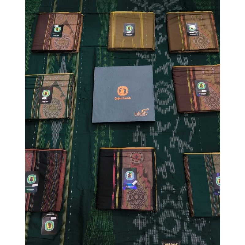 Sarung Gajah Duduk Infinity