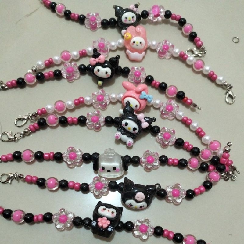 gelang kuromi pink