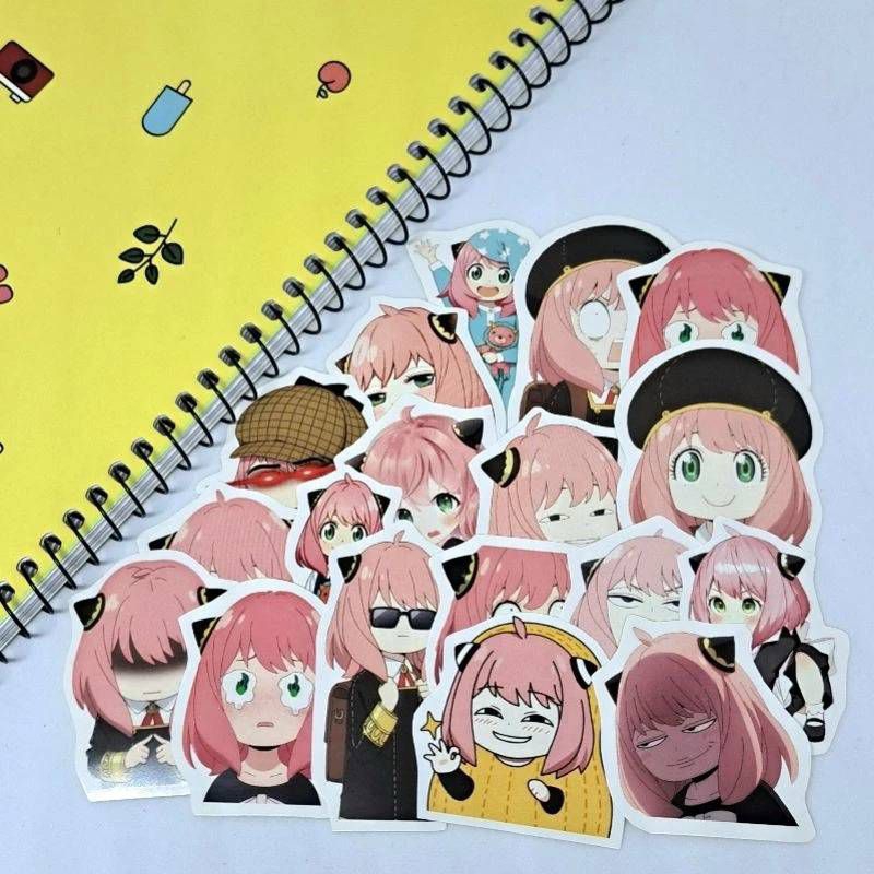 

[25pcs] Sticker Anya/ Stiker Spy X Family/ Tempelan Anime HP Helm Buku Notebook Jurnal