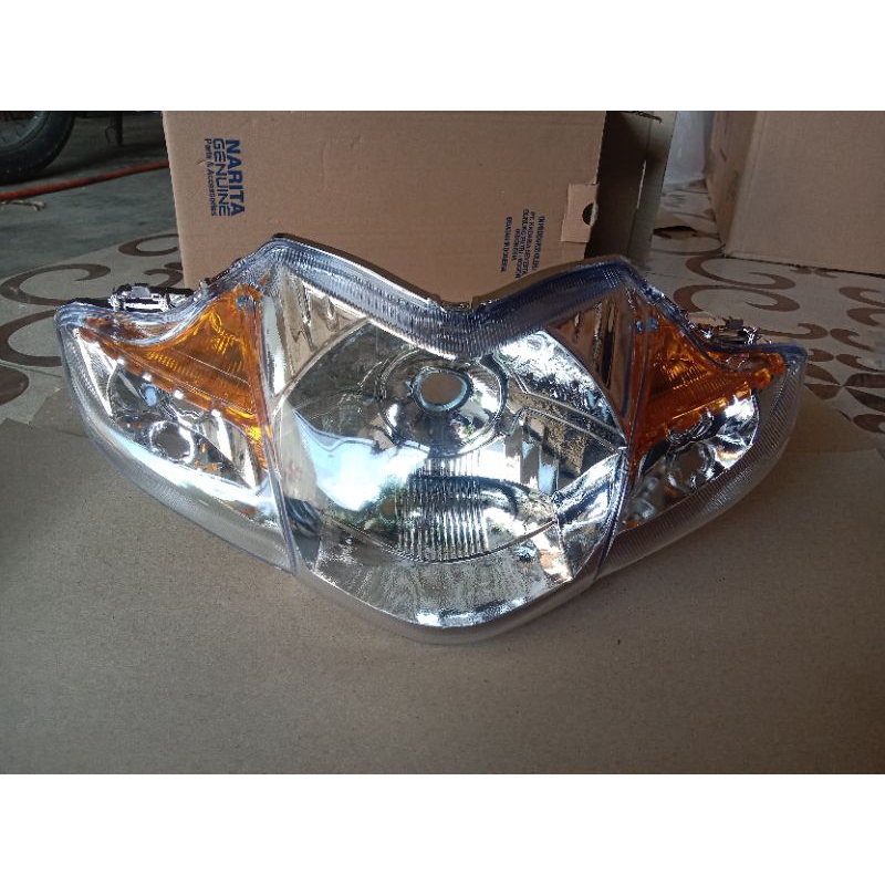 LAMPU DEPAN REVO 110 / ABSOLUTE REVO LAMA