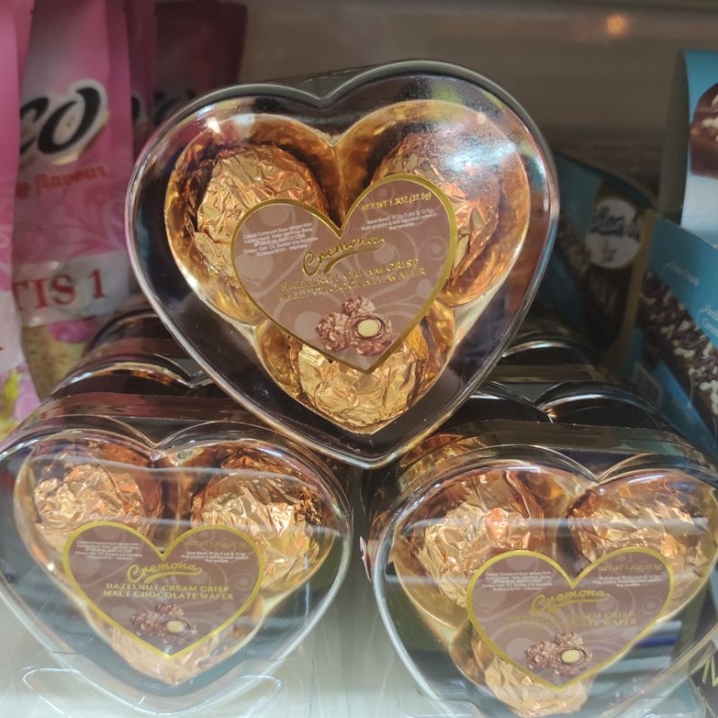 

cremona hazelnut cream crisp malt chocolate wafer hati 38gr