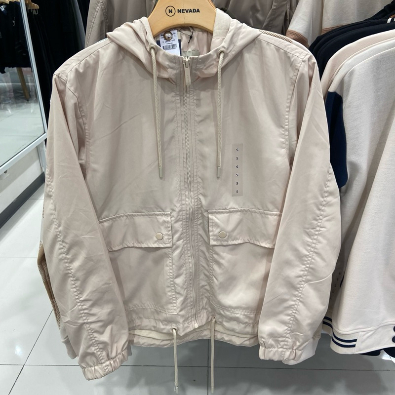 jacket parasut wanita Nevada kekinian dengan dua saku
