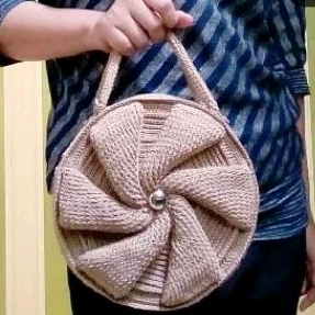 tas bulat bunga rajut