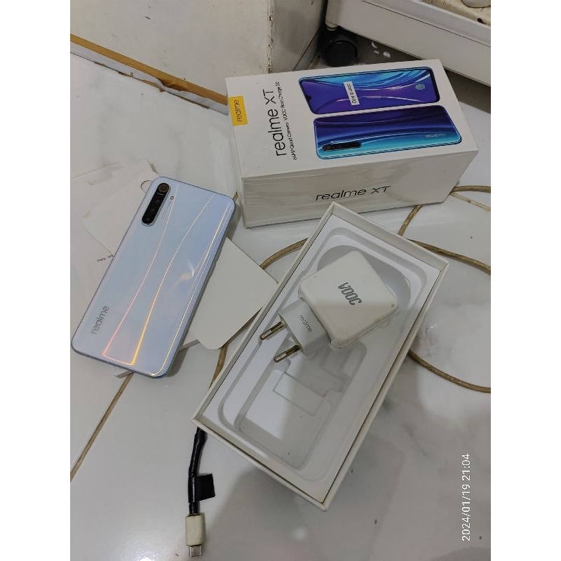 REALME XT 8/128 GB seken, second bekas