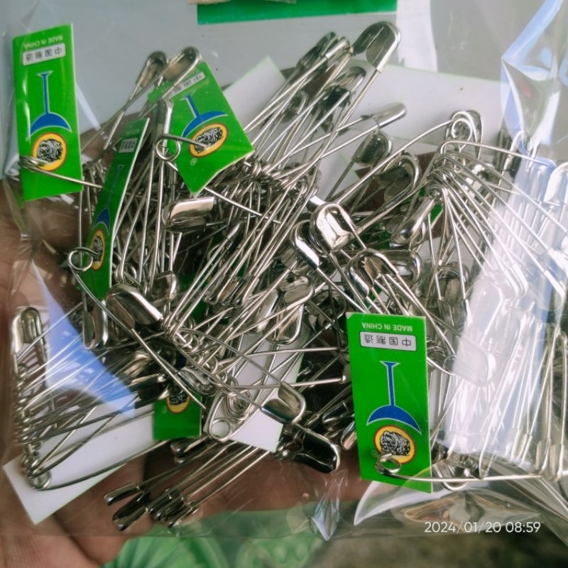 Peniti Tiger 1 pak isi 12 renteng